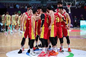 开云体育中国-媒体人：中国男篮这届亚洲杯打出的技战术和精神面貌远超预期